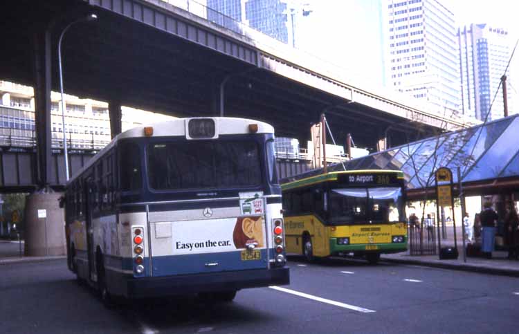 STA Airport Express Mercedes O405 PMC 2543